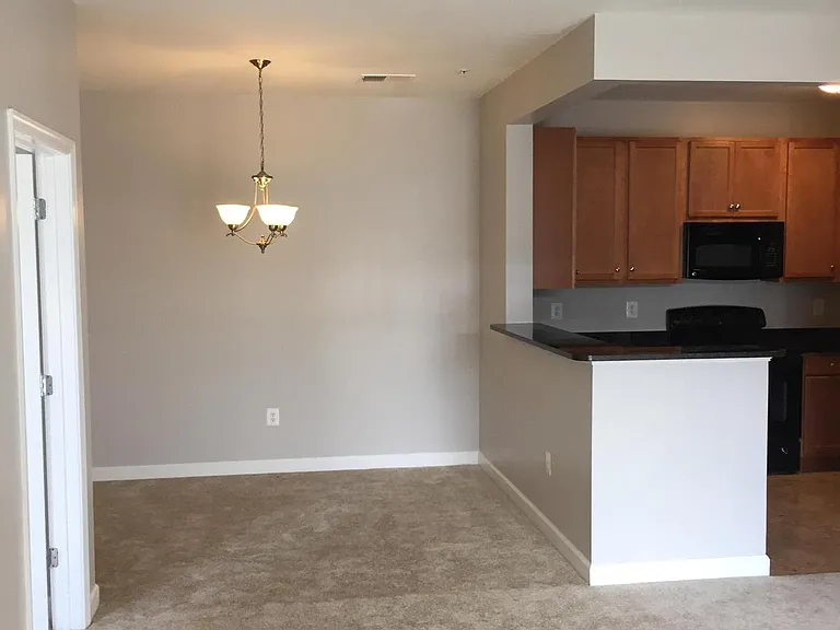 6163 Willow Pl #301 — Photo 8