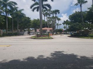 13734 SW 124 Avenue Rd, Miami, FL 33186