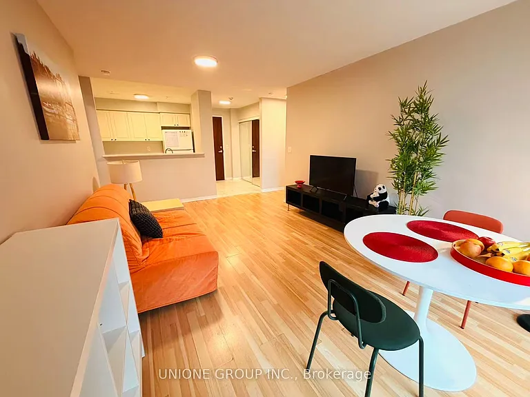8 Pemberton Ave #506 — Photo 7