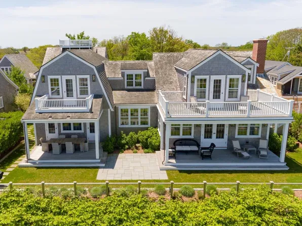 41A Cliff Rd, Nantucket, MA 02554