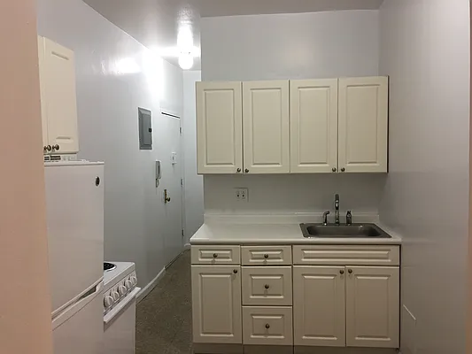 Rented by Jeffrey Mark Peckage Inc. | media 7