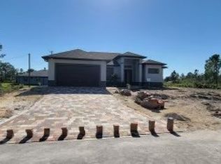 1905 W 9th St, Lehigh Acres, FL 33972