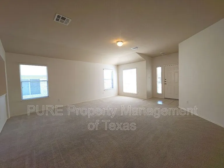 2609 Butler Way — Photo 13