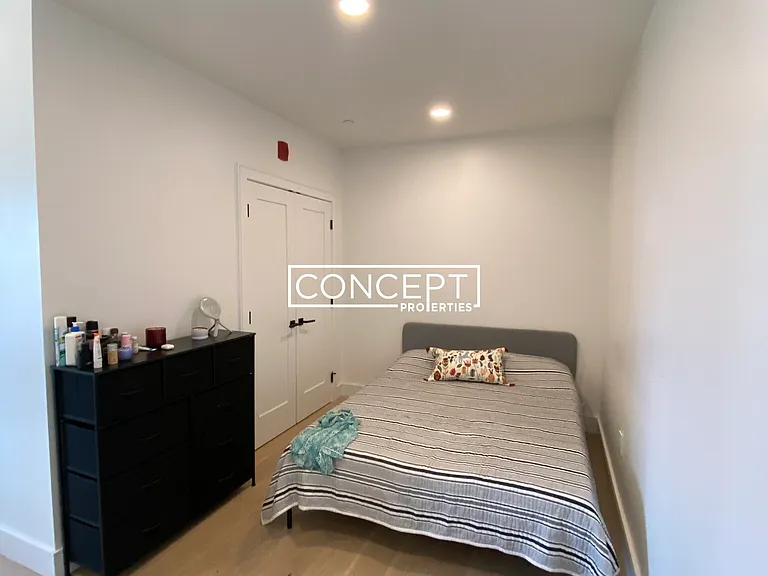 50 Leo M Birmingham Pkwy #607 — Photo 2