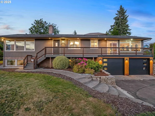 470 S 9th Ct, Ridgefield, WA 98642