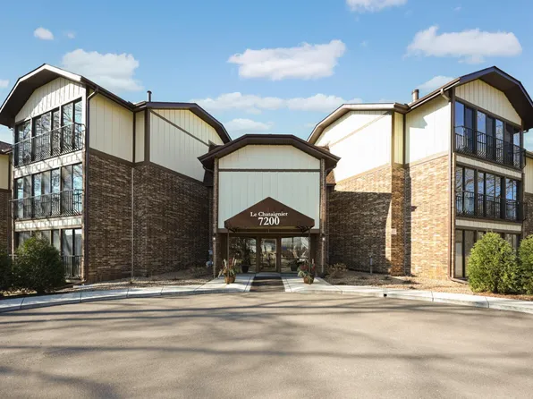 7200 Cahill Rd APT 304, Edina, MN 55439