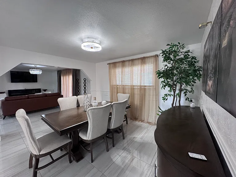 3603 Maple Ave — Photo 6