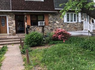 815 Windsor Cir, Folcroft, PA 19032