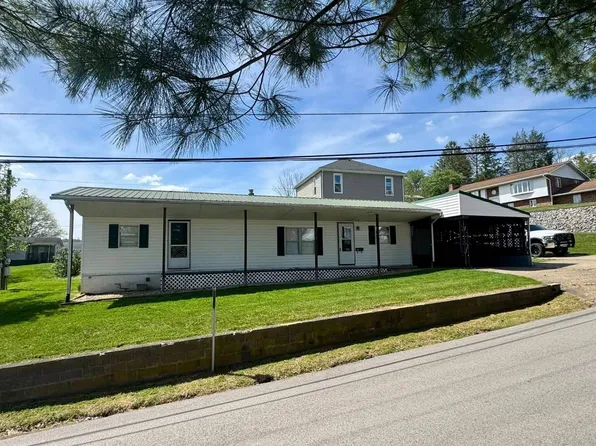 109 Summit St, Spencer, WV 25276