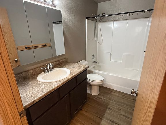 4th image of 203 Speedway Ave Unit A