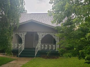 186 N Elm St, Medora, IN 47260