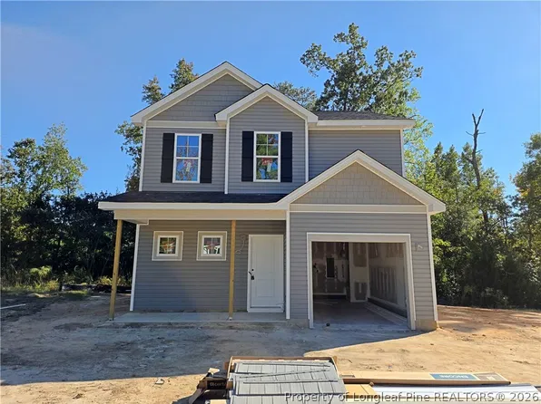 265 Appaloosa Dr, Spring Lake, NC 28390