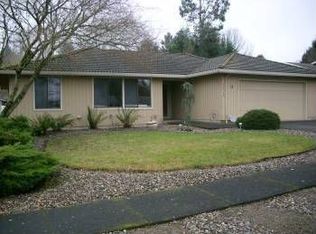 11740 SW Robbins Dr, Beaverton, OR 97008