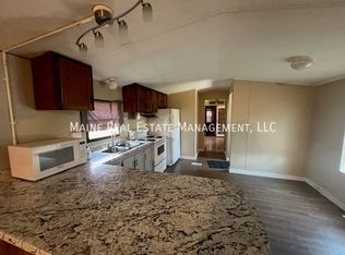 27 Possum Ln, Carmel, ME 04419