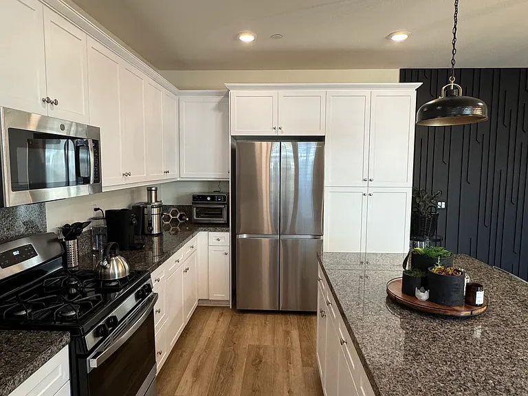 Wyndham Ln — Photo 10