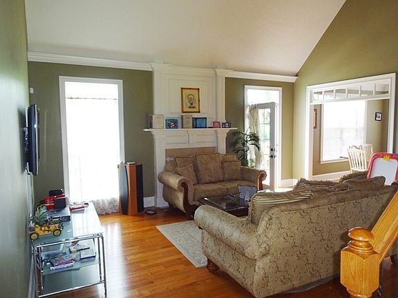 5th image of 5037 Hansford Pl