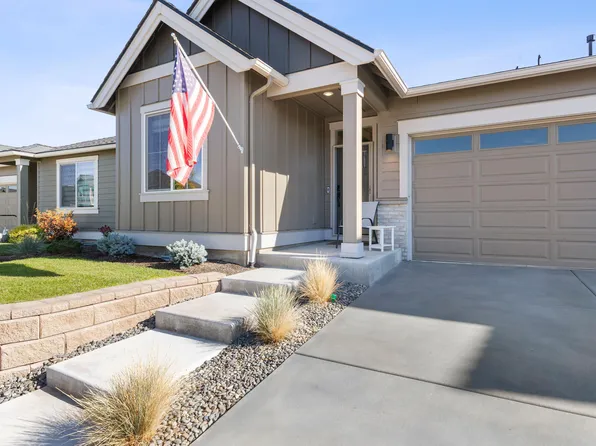 1187 NE Henry Dr, Prineville, OR 97754