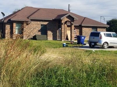163 County Road 483, Alice, TX, 78332