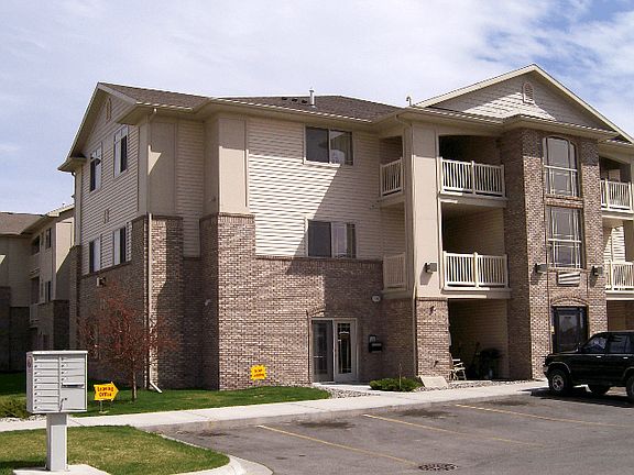 2nd image of 3430 Lynn Ave #17452752