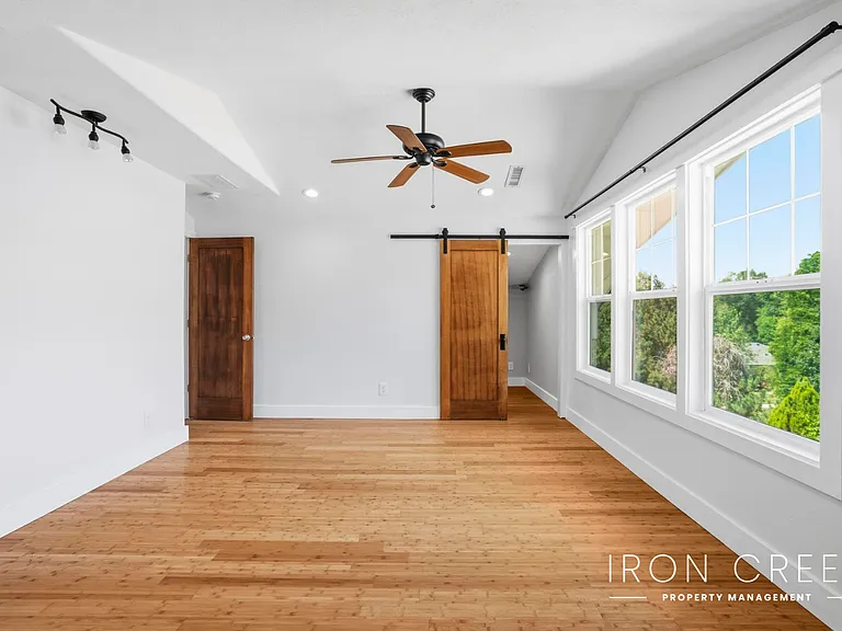 409 W Ada St — Photo 14