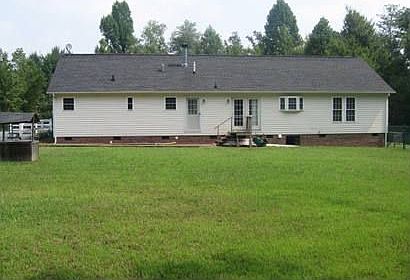 Large fenced back yard