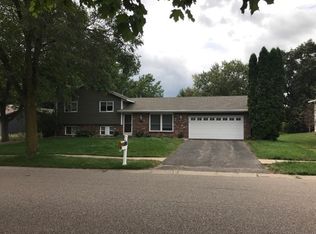 8108 137th St W, Apple Valley, MN 55124