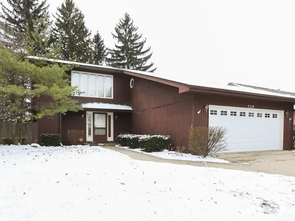 529 Heritage Ln, Lockport, IL 60441