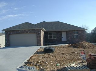 617 Amber Ave, Hollister, MO 65672