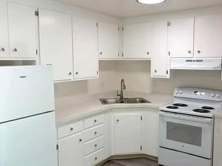 1732 Noranda Drive — Photo 1