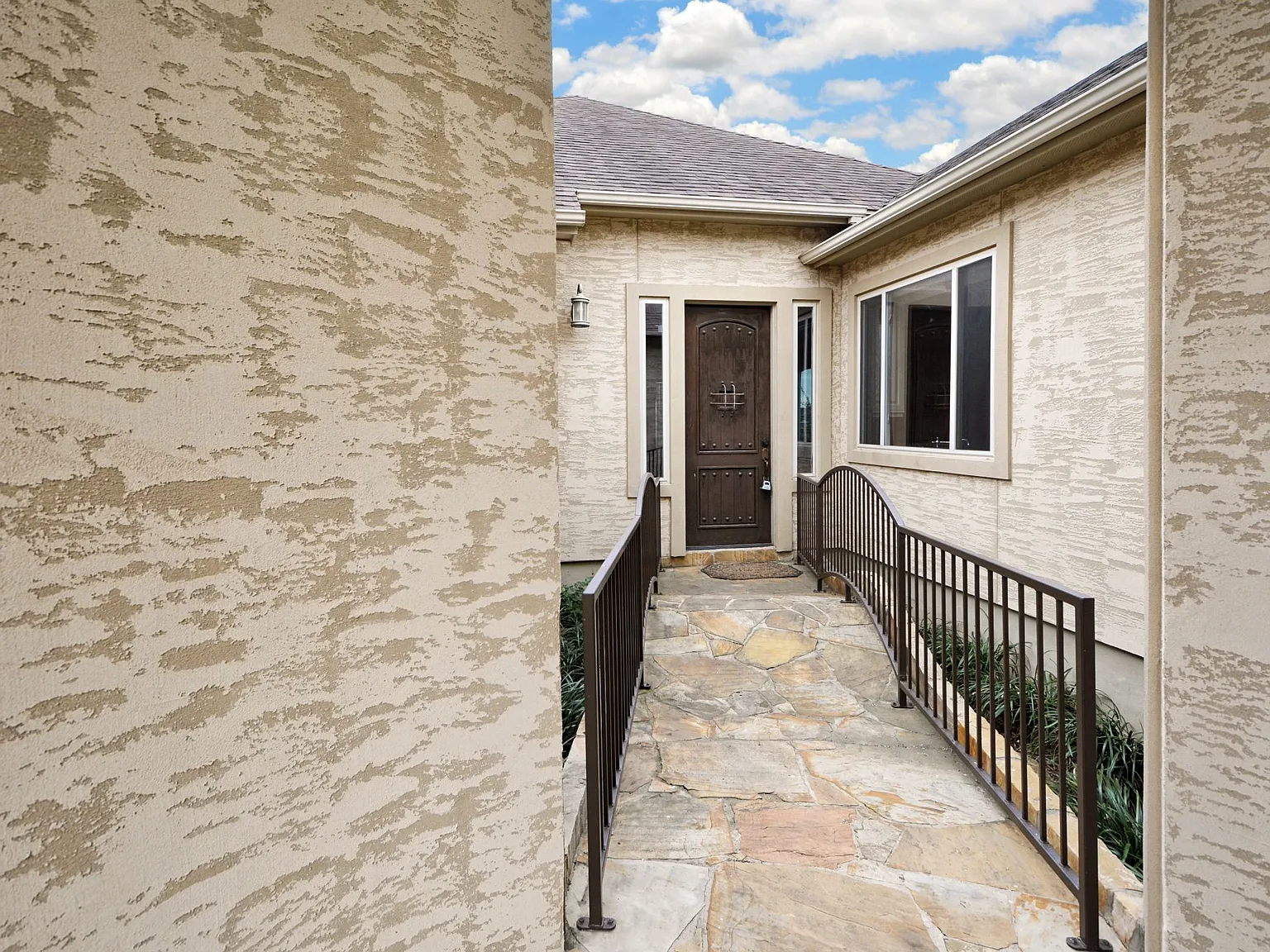 1159 Legacy Drive - 1 — Photo 2