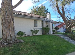 6822 Poppyview Dr, Oak Park, CA 91377