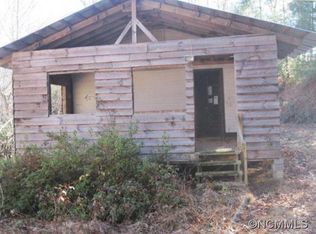 155 Wild Game Dr, Spruce Pine, NC 28777