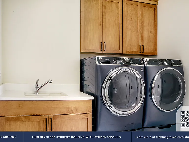 Washer/Dryer in Apartment