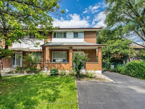 24 Whitburn Cres, Toronto, ON M3M 2S2