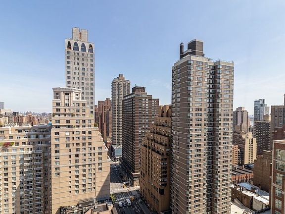 3rd image of 185 E 85th St APT 10B