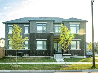 135 Micklefield Ave, Whitby, ON L1P0L3