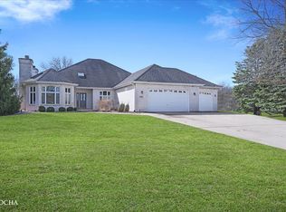365 E Pine Meadow Ct, Morris, IL