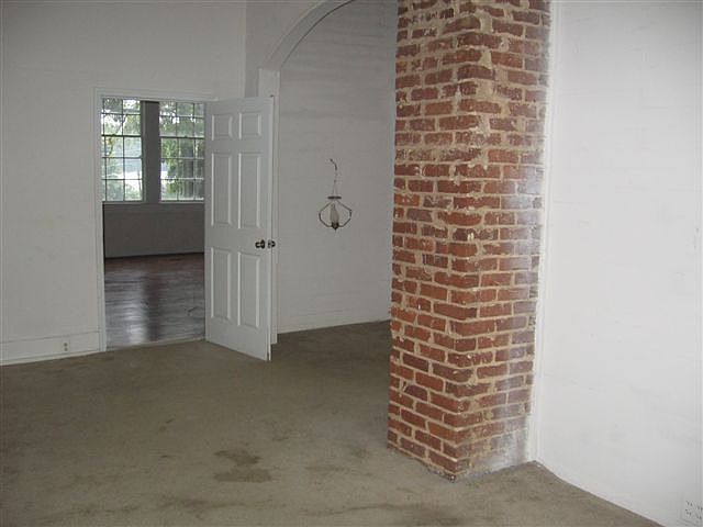 2nd image of 3101 Jonesboro St