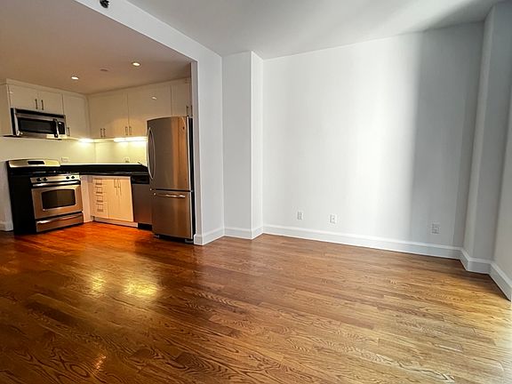 3rd image of 225 Schermerhorn St APT 16E