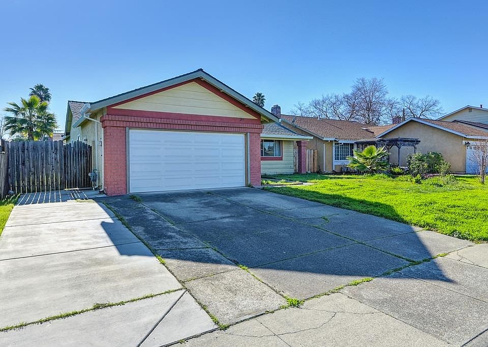 1st image of 204 Grace Ave