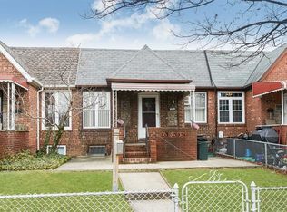 59-51 69th Pl, Flushing, NY 11378