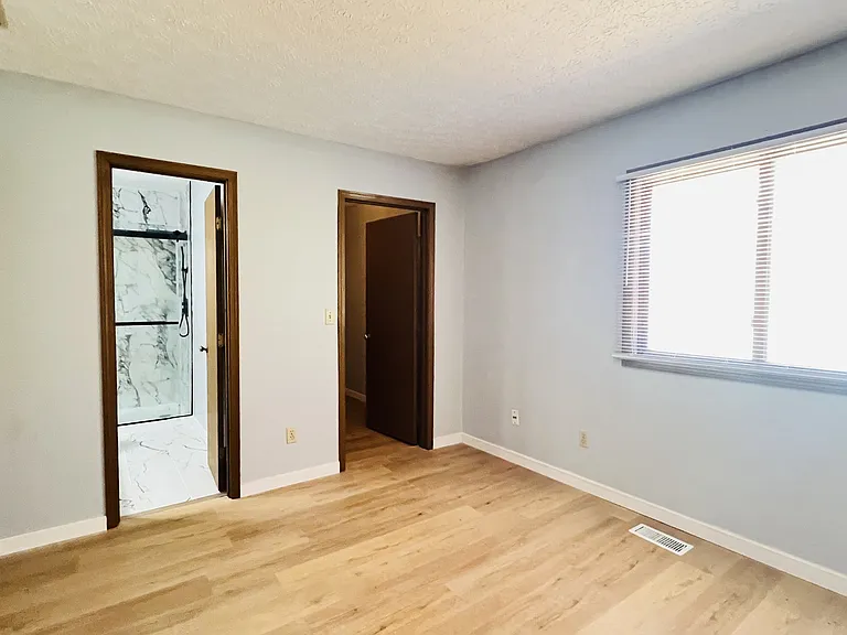 431 S Village Ct #1 — Photo 37