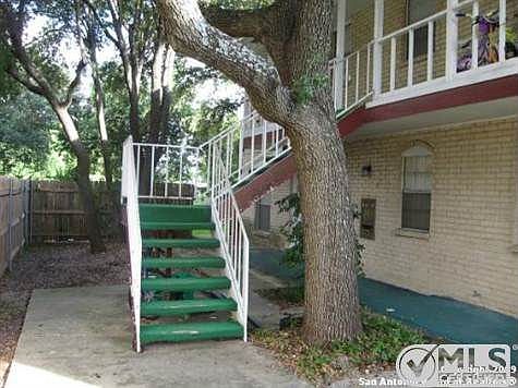 1st image of 10815 Amhurst Dr APT 1