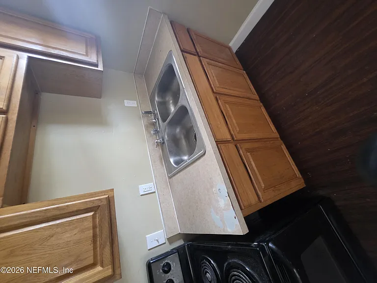 1317 W 15th St #3 — Photo 8