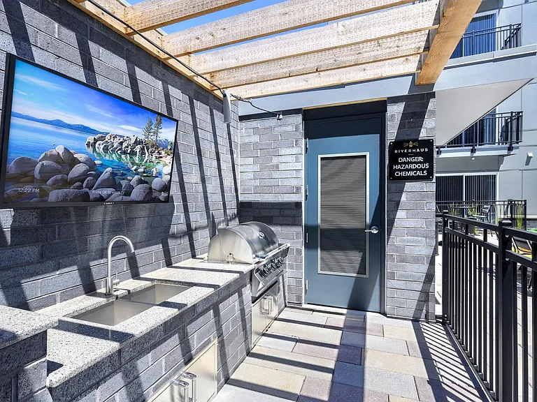 Grilling Station