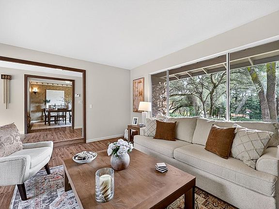 4th image of 5005 Shady Creek Ln