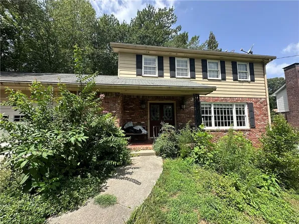 5012 Chestnut Forest Ln, Dunwoody, GA 30360