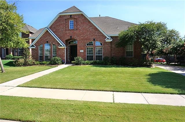 1st image of 302 Chisholm Trl