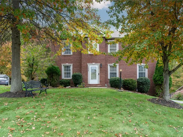1438 Sandstone Ct W, Tarentum, PA 15084