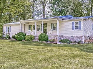 1542 Lake Crest Cir, Cookeville, TN 38506
